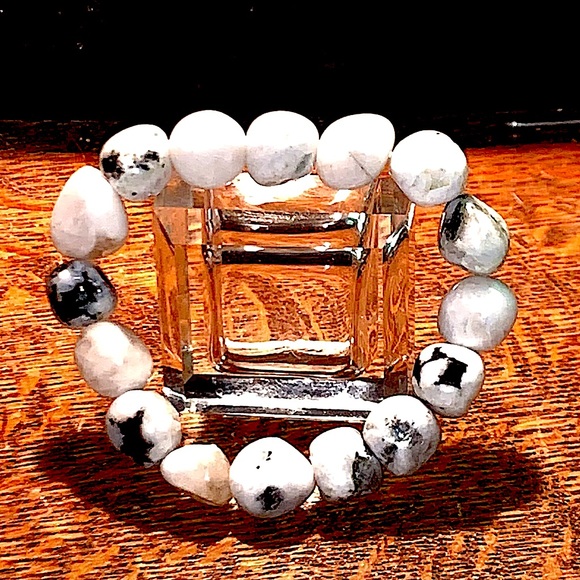 NATURAL RAINBOW MOONSTONE TUMBLED BRACELET STRETCH CHUNKY NEW HEALING STONES - Picture 5 of 5